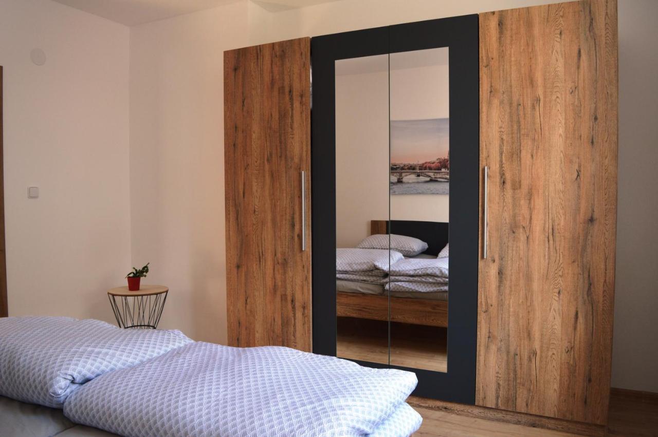 Apartmán u Malého jezu Ceske Budejovice Exterior foto